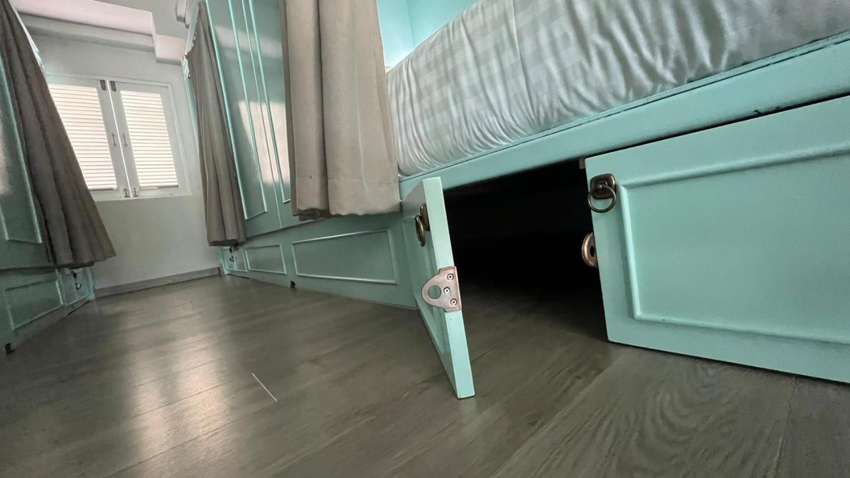 Latima Boutique Hostel Канчанабури Екстериор снимка