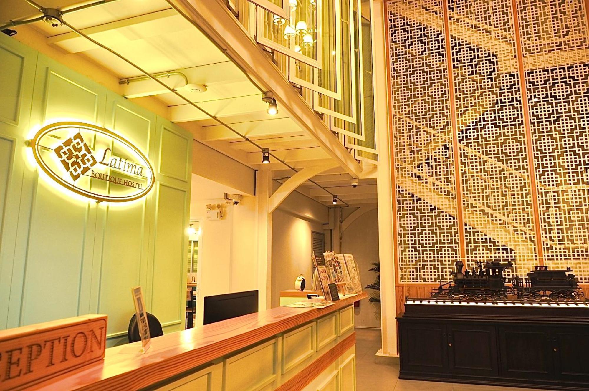 Latima Boutique Hostel Канчанабури Екстериор снимка