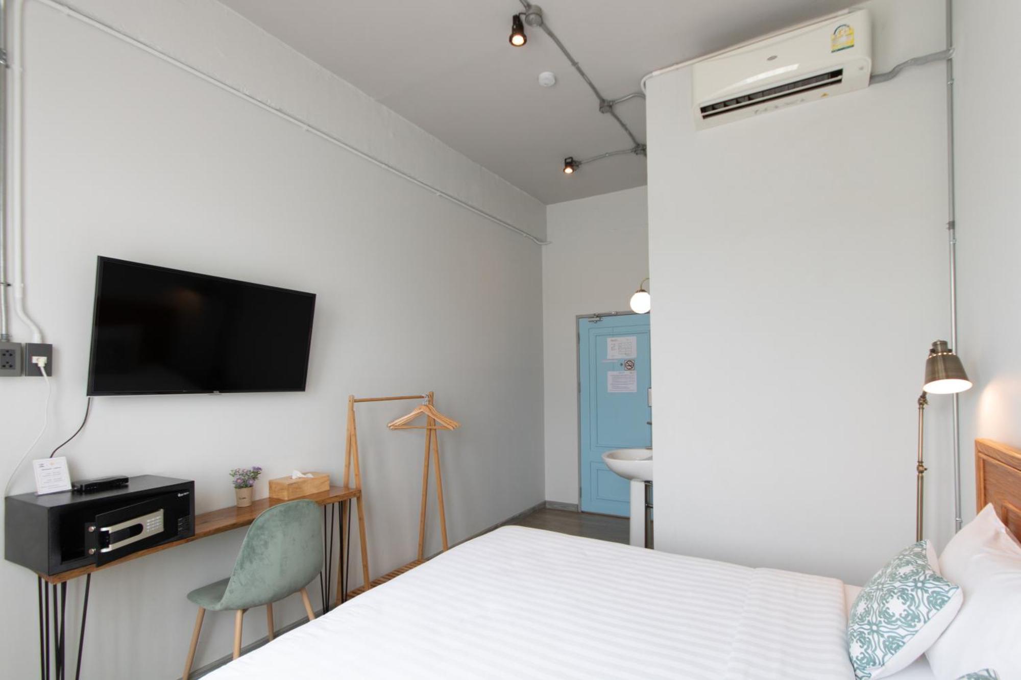 Latima Boutique Hostel Канчанабури Екстериор снимка