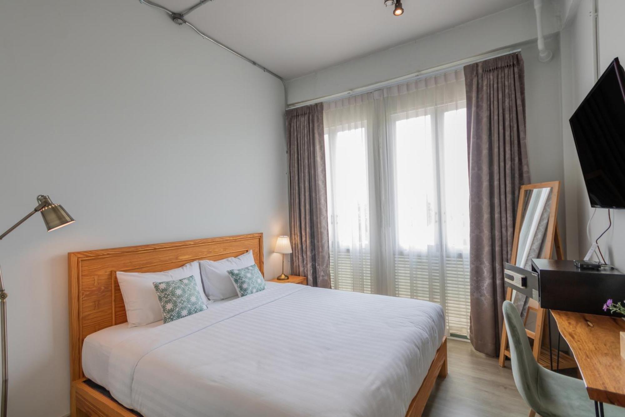 Latima Boutique Hostel Канчанабури Екстериор снимка