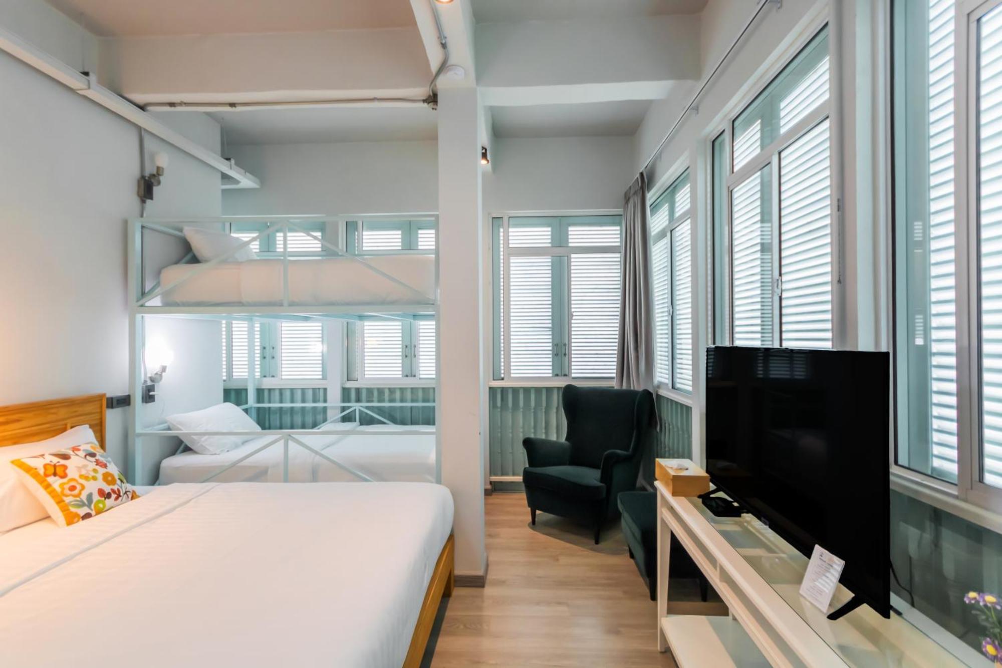 Latima Boutique Hostel Канчанабури Екстериор снимка
