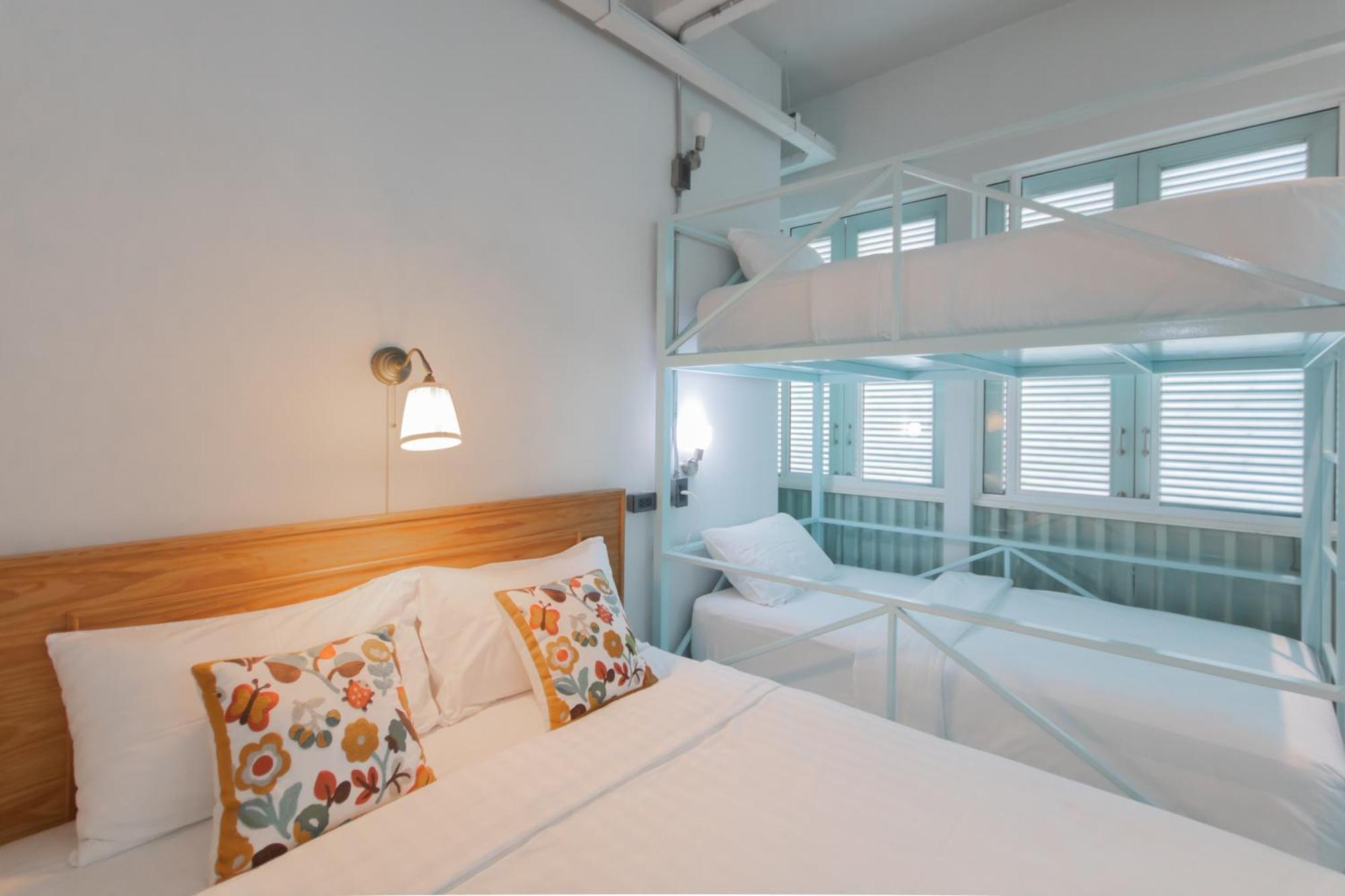Latima Boutique Hostel Канчанабури Екстериор снимка