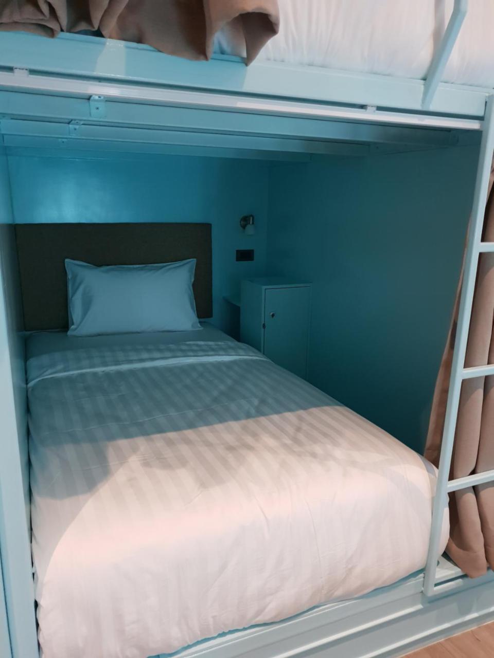 Latima Boutique Hostel Канчанабури Екстериор снимка